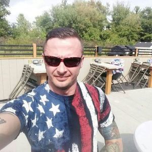 Meet your Posher, Bradley